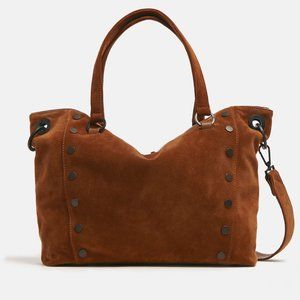 NWT Daniel Medium in Mahogany Suede